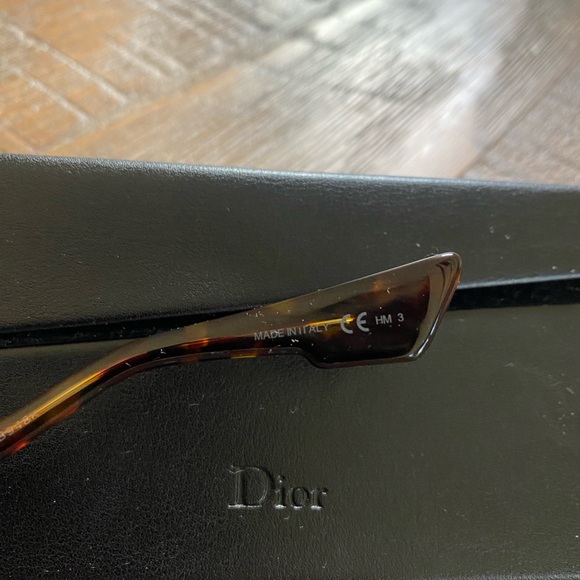 Christian Dior DIOR Abstract Sunglasses Tortoise & Pink - Picture 8 of 12